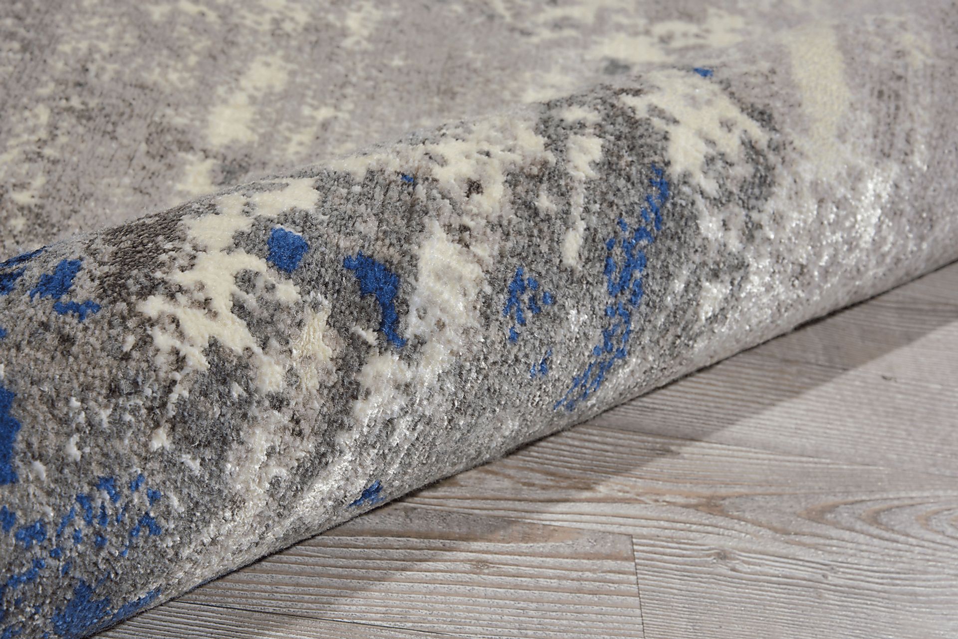 Darena Blue 8' Round Rug - Image 3