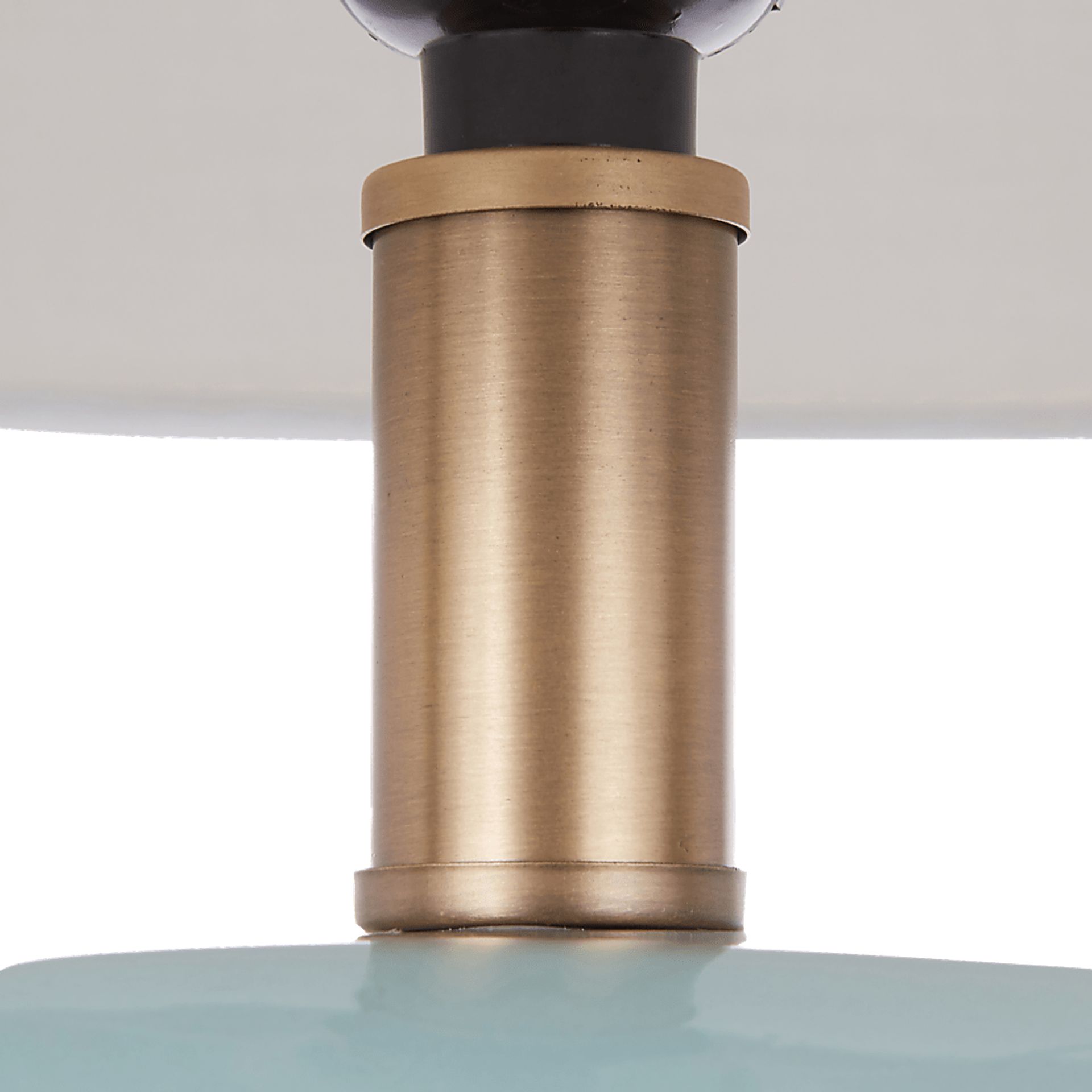 Darensburg Green Lamp - Image 7