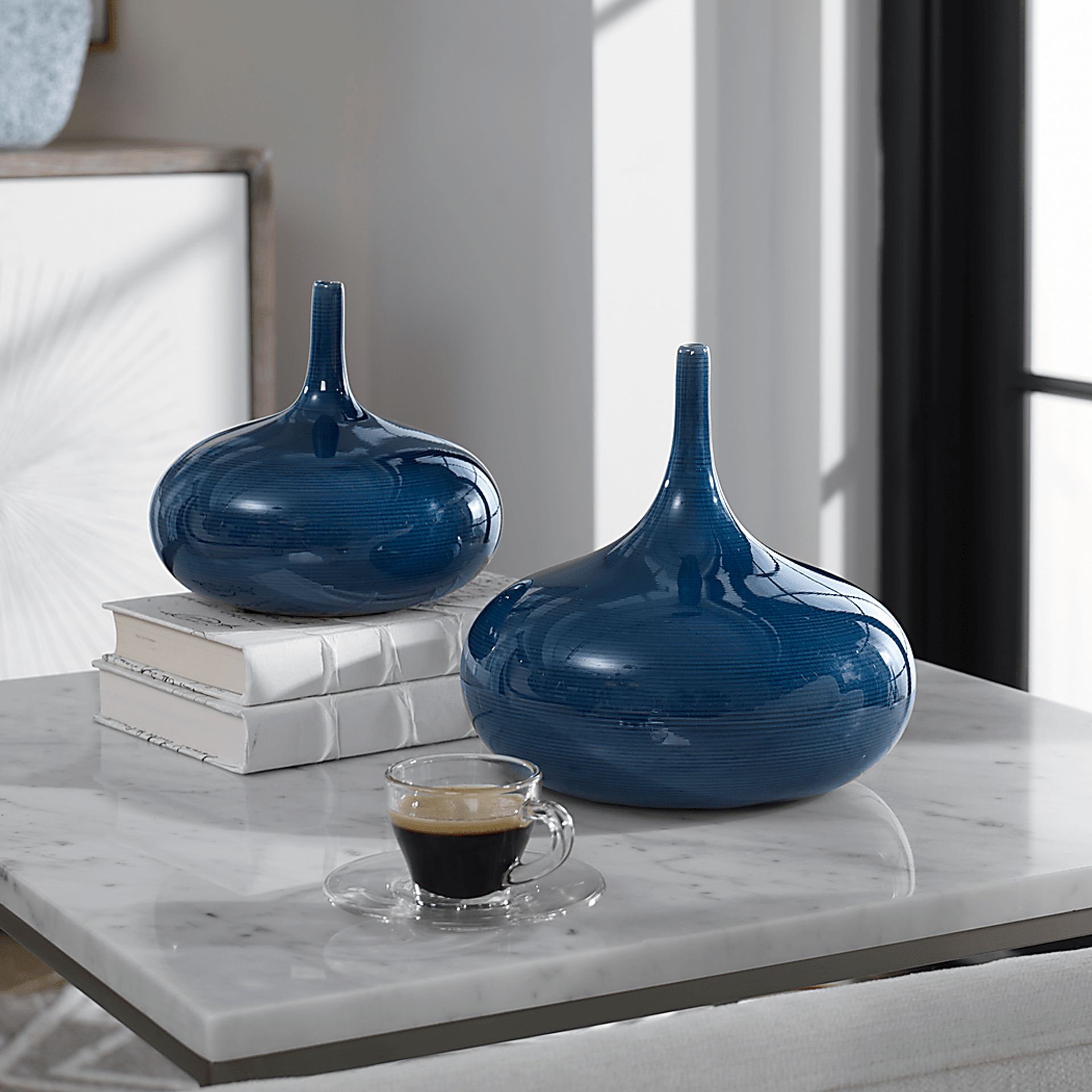 Dariya Blue Vase, Set of 2 - Image 3