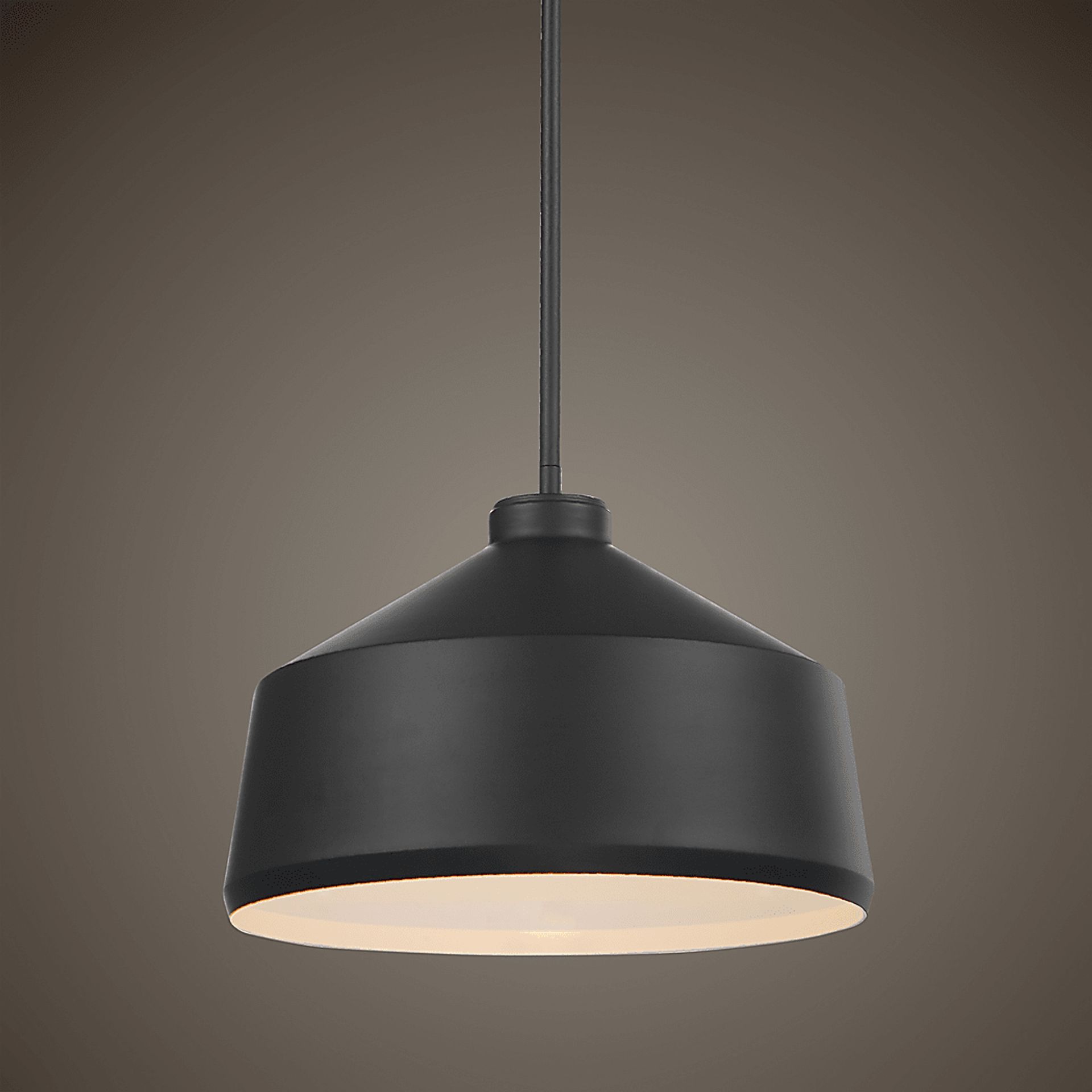 Davi Creek Black Pendant - Image 5