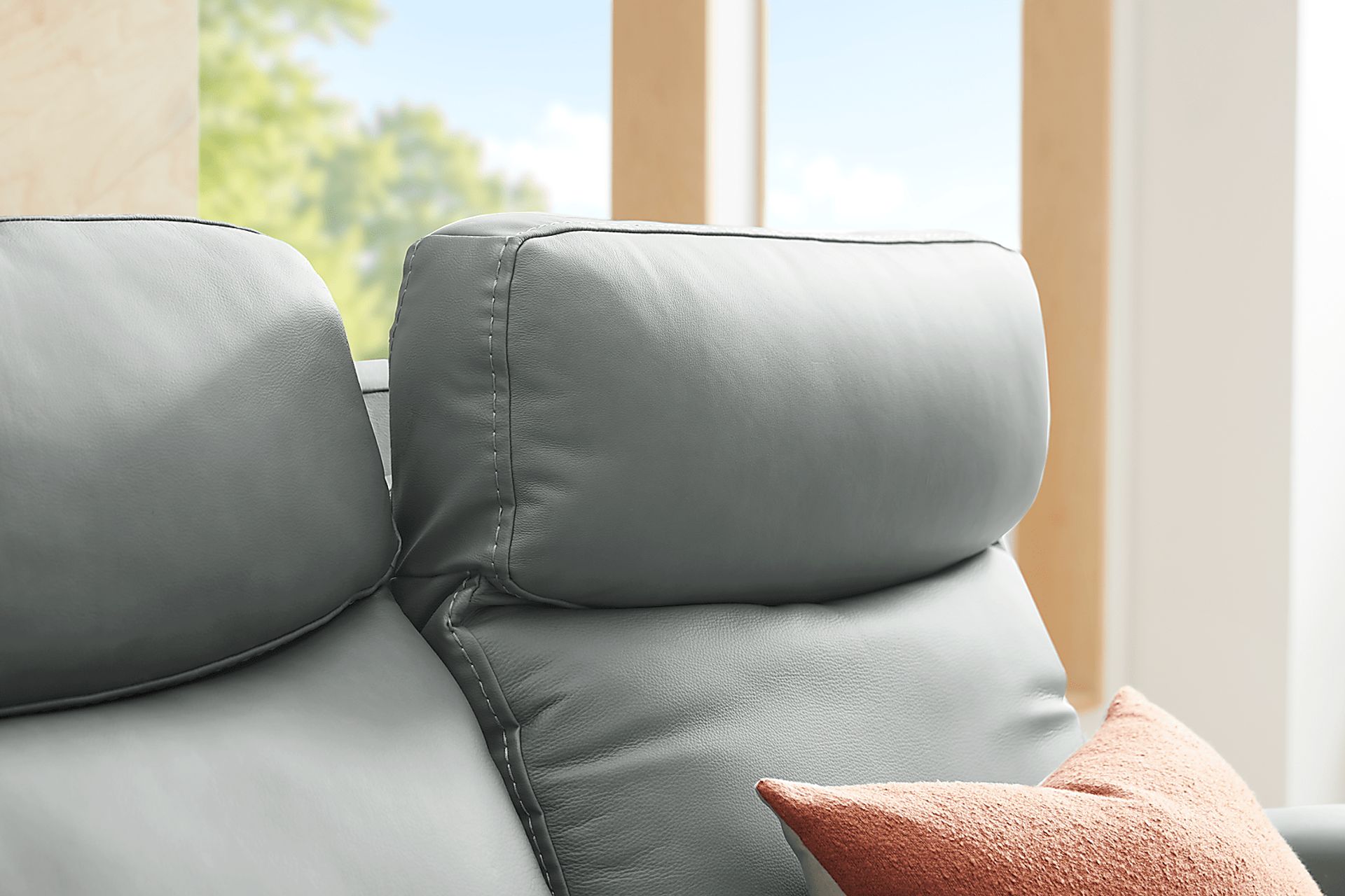 Davidson Arctic Leather Dual Power Reclining Sofa - Image 5