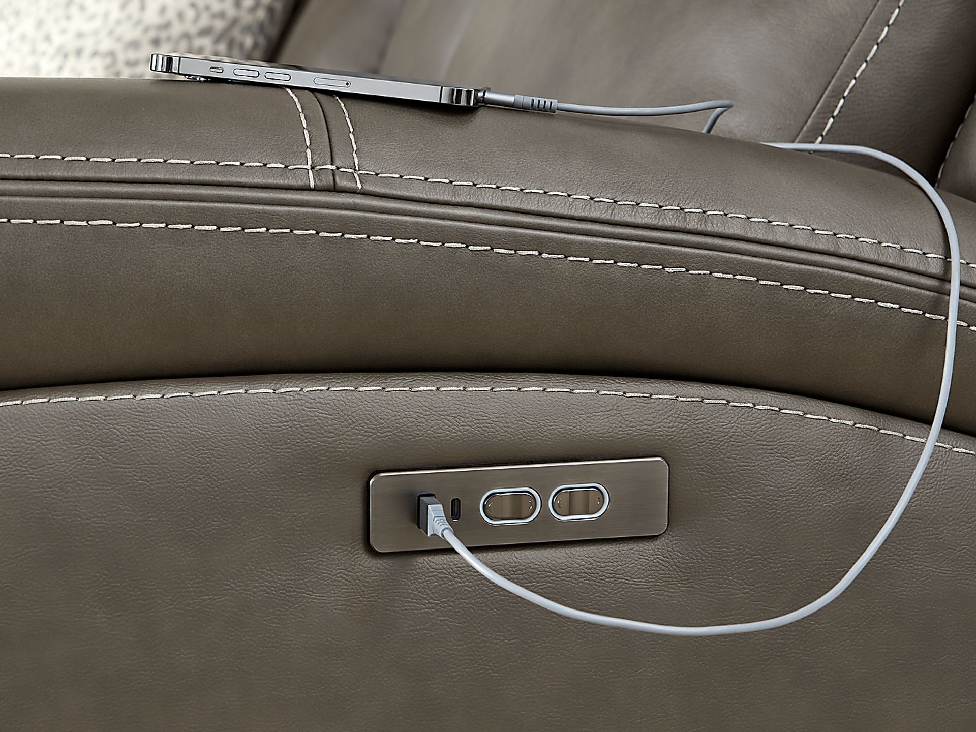 Davidson Dark Gray Leather Dual Power Reclining Sofa - Image 4