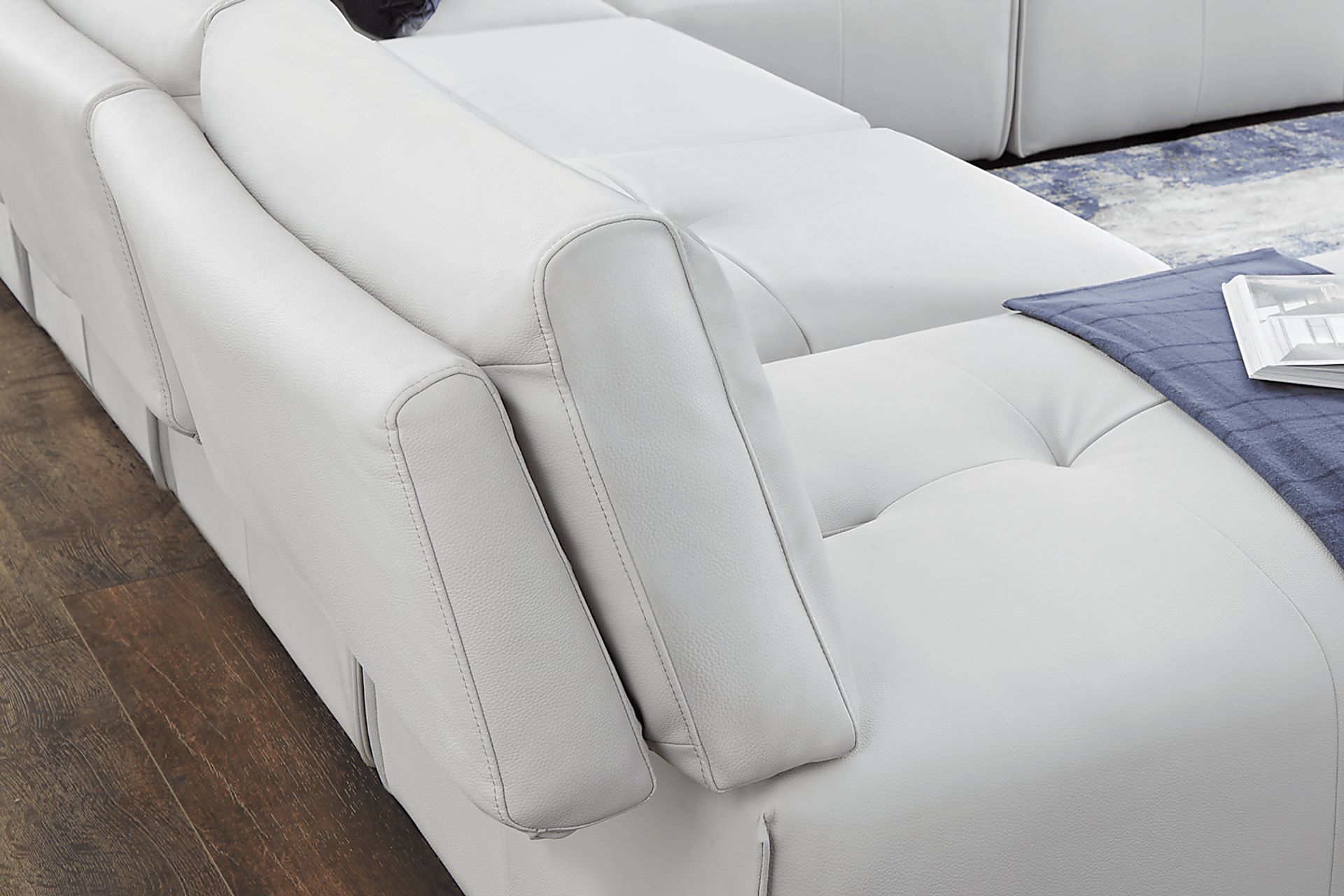 Davis Park Platinum 6 Pc Sectional - Image 4
