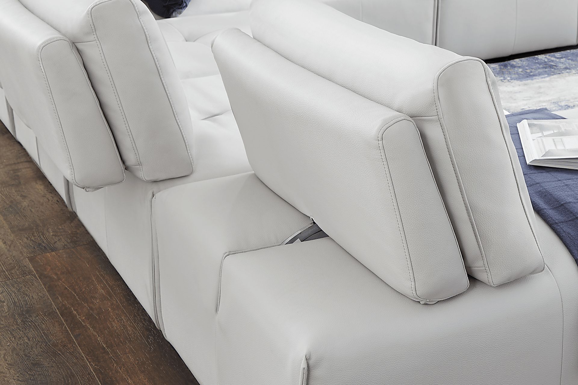 Davis Park Platinum 6 Pc Sectional - Image 5