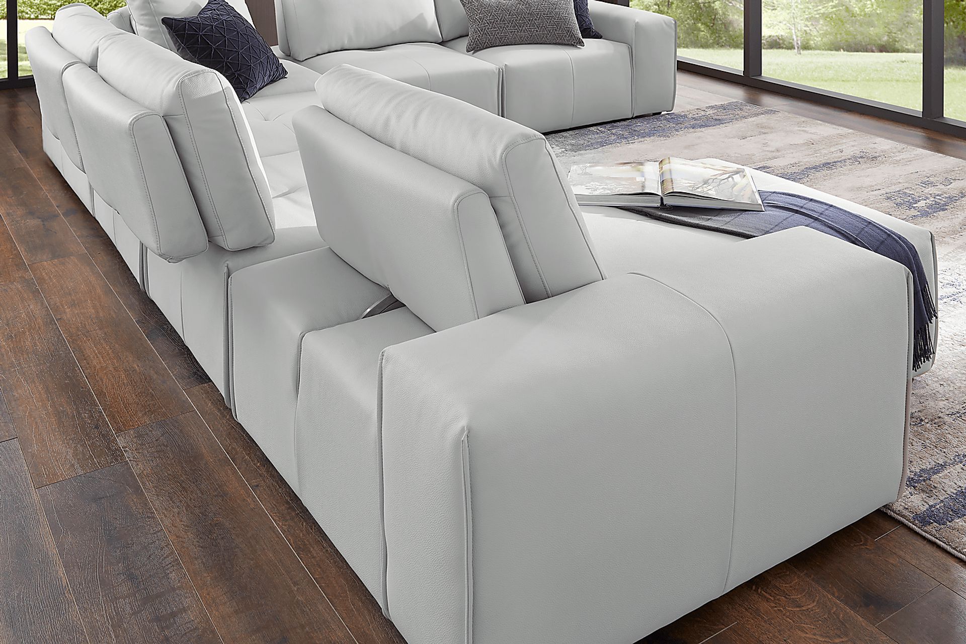Davis Park Platinum 6 Pc Sectional - Image 5