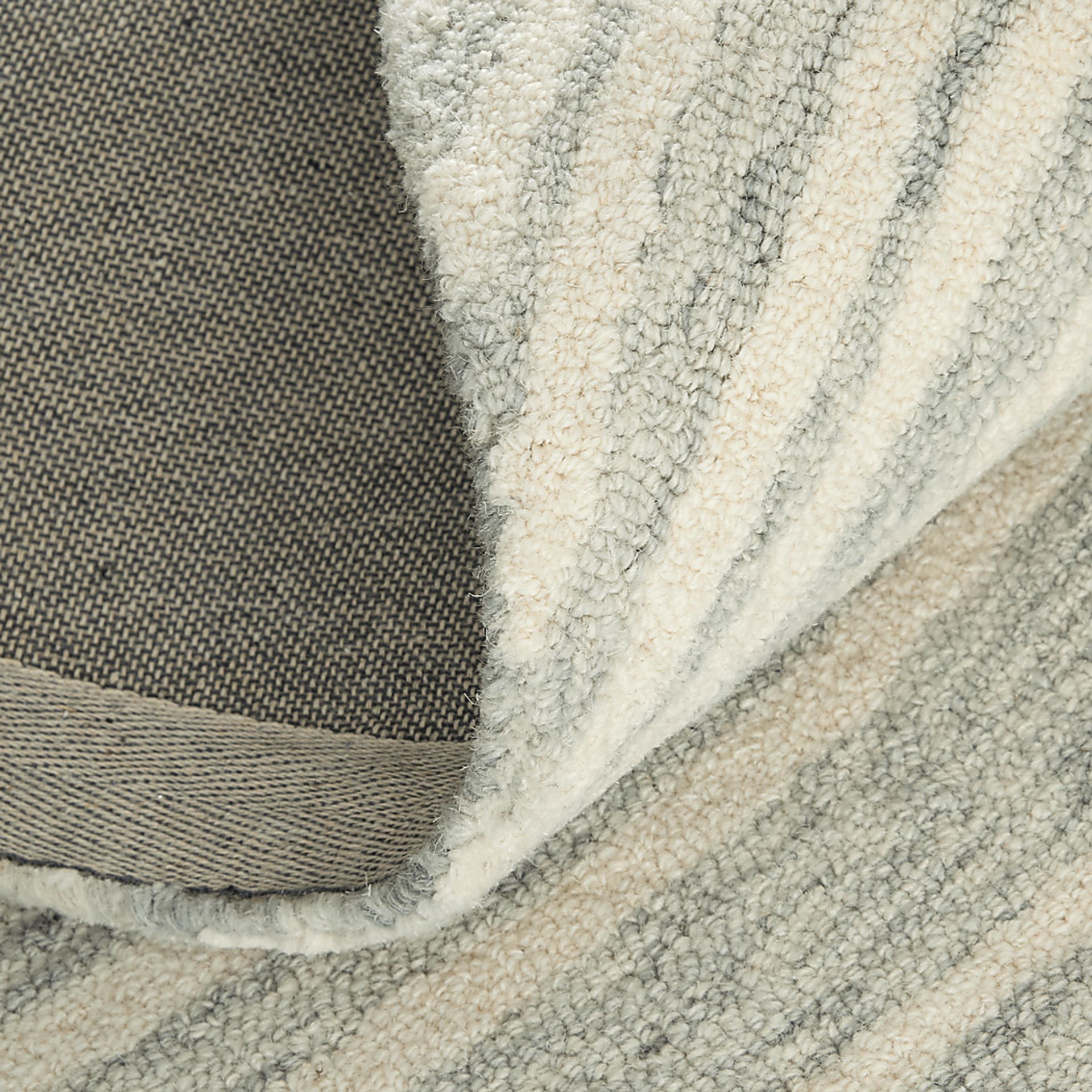 Davith Gray 5' x 8' Rug - Image 6