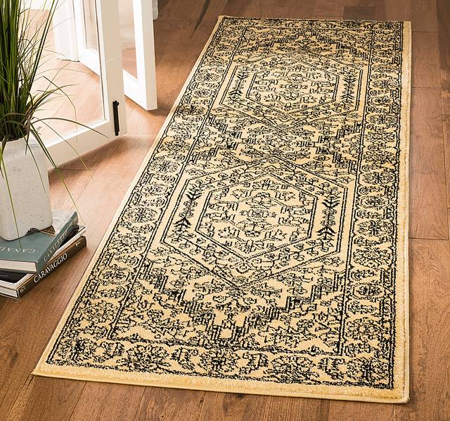 Daylee Gold 2'6 x 8' Runner Rug - Thumbnail - Image 4