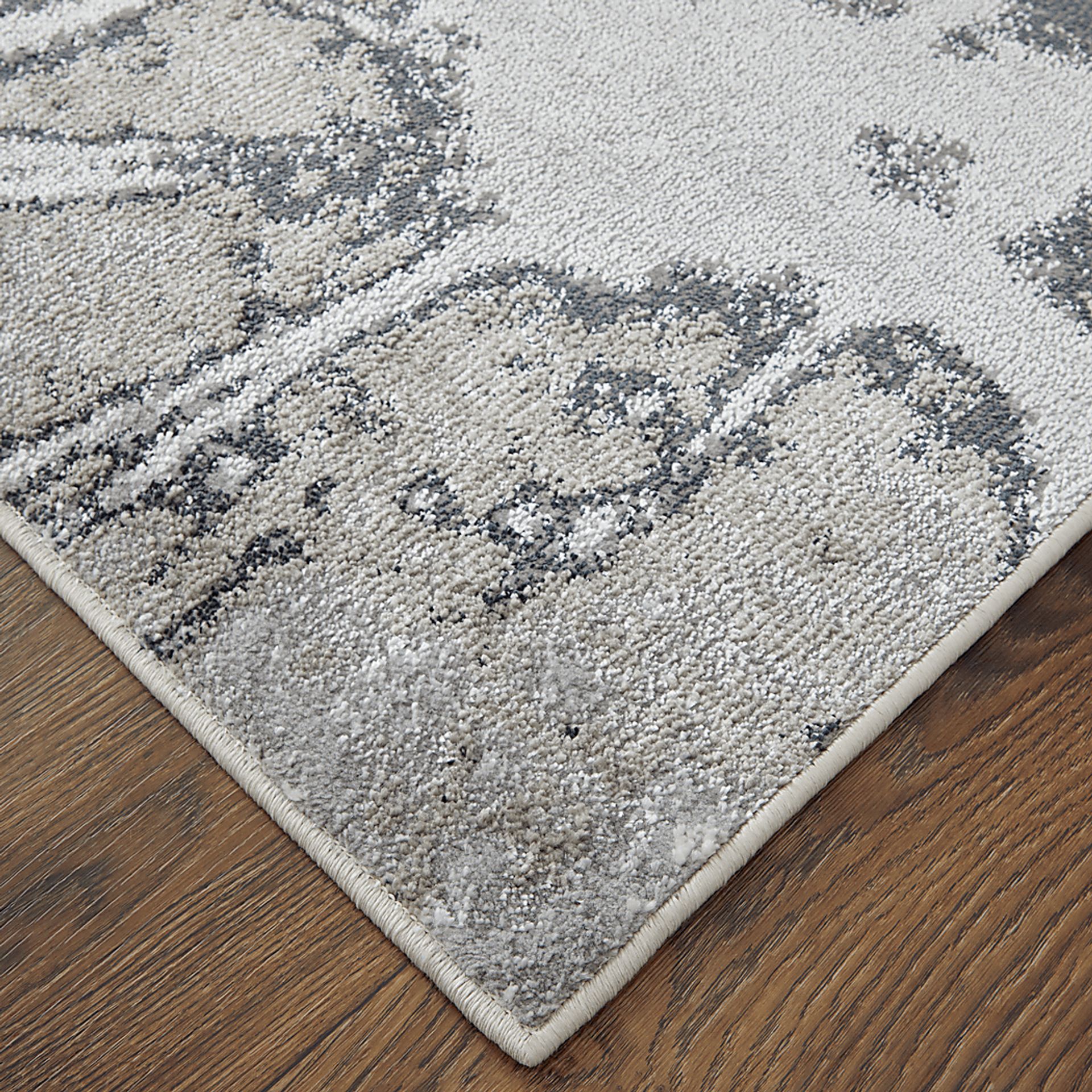 Daymere Silver 2'10 x 7'10 Runner Rug - Image 3