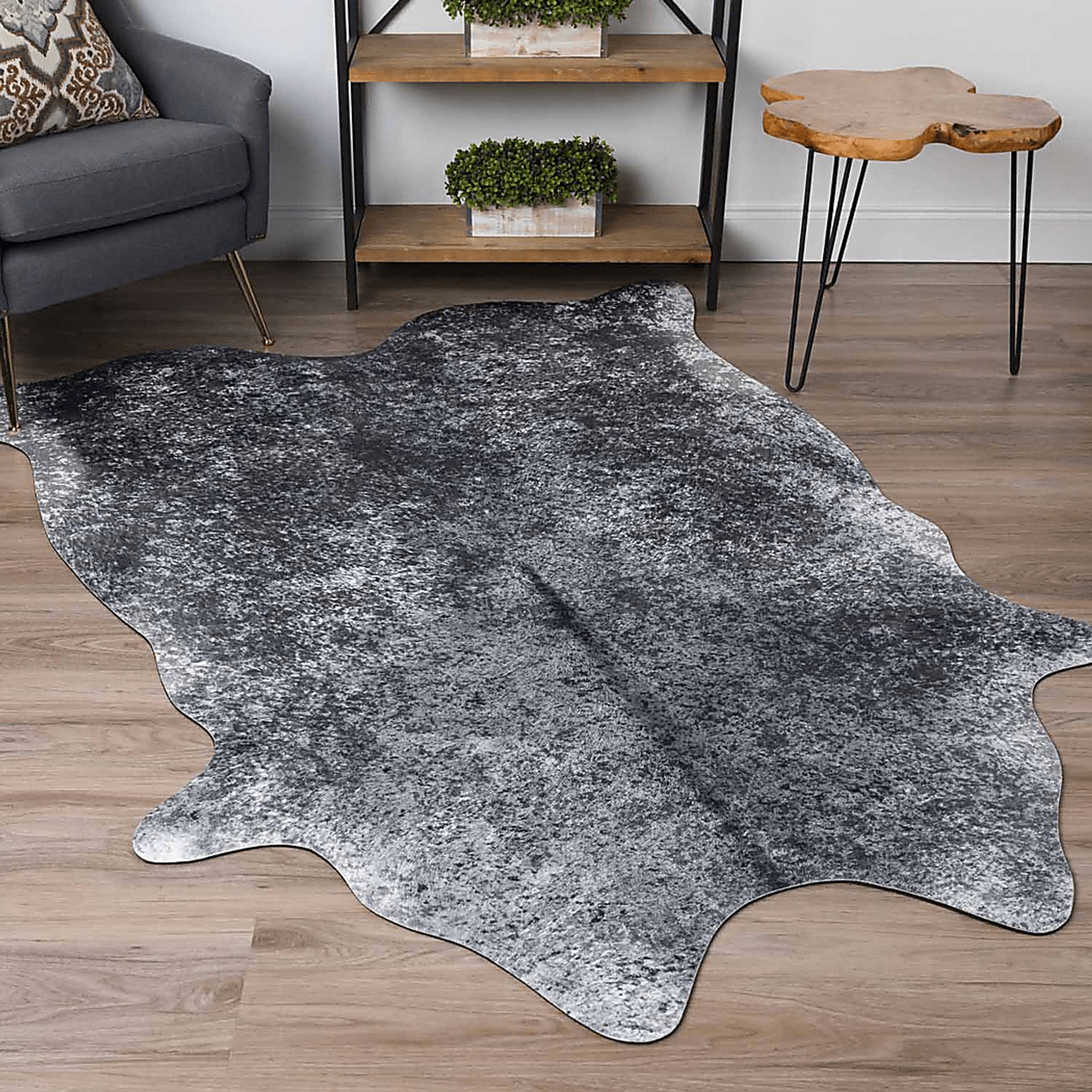 Daziel 4' x 4' Gray Rug - Image 2