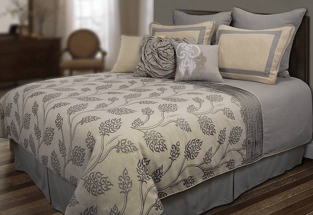 De La Ville 9 Pc Queen Comforter Set - Thumbnail - Image 1