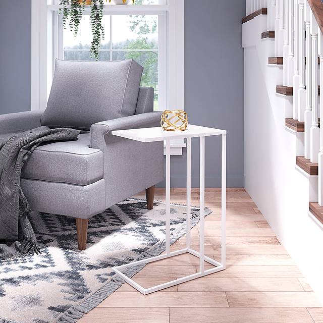 Dearmoun White End Table - Thumbnail - Image 10