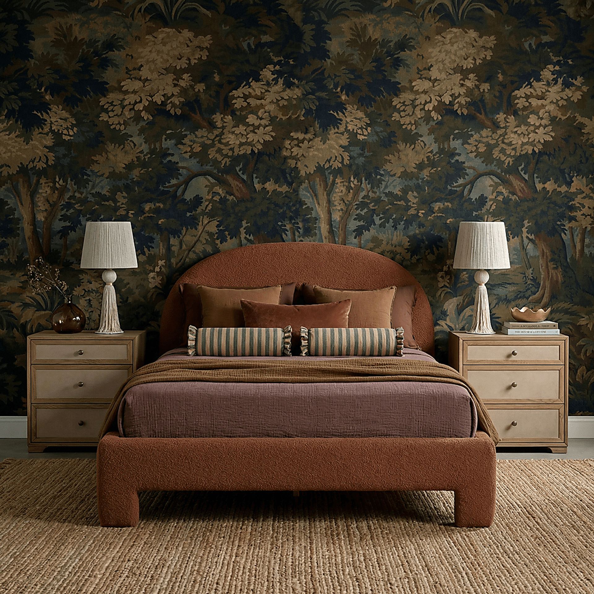 Debony Red King Bed - Image 2