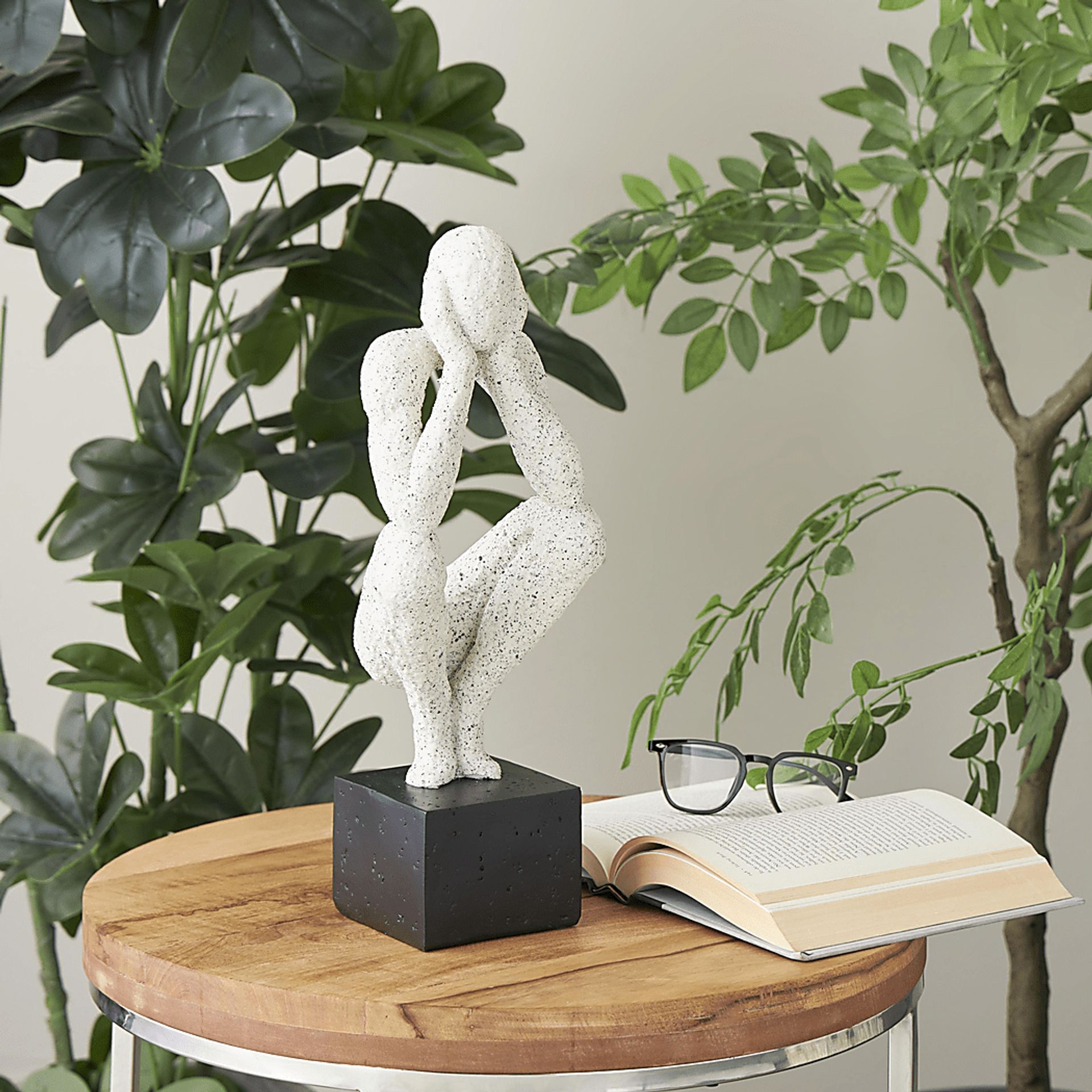 Deggo Beige Sculpture - Image 2