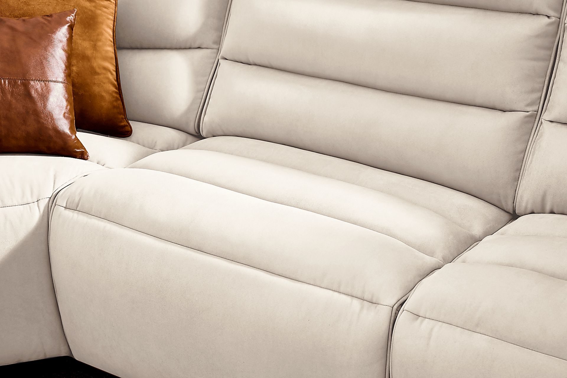 Del Mar Ivory 8 Pc Dual Power Sectional Living Room - Image 5