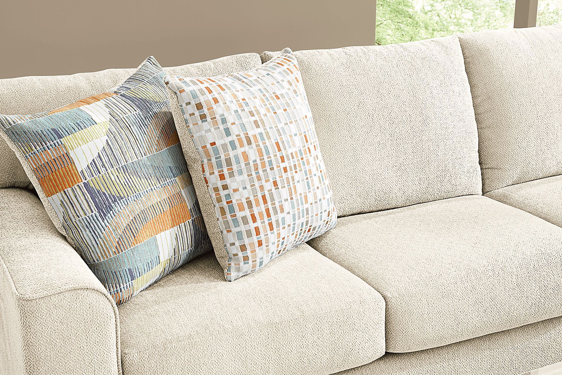 Delcrest White Gel Foam Sleeper Sofa - Image 4