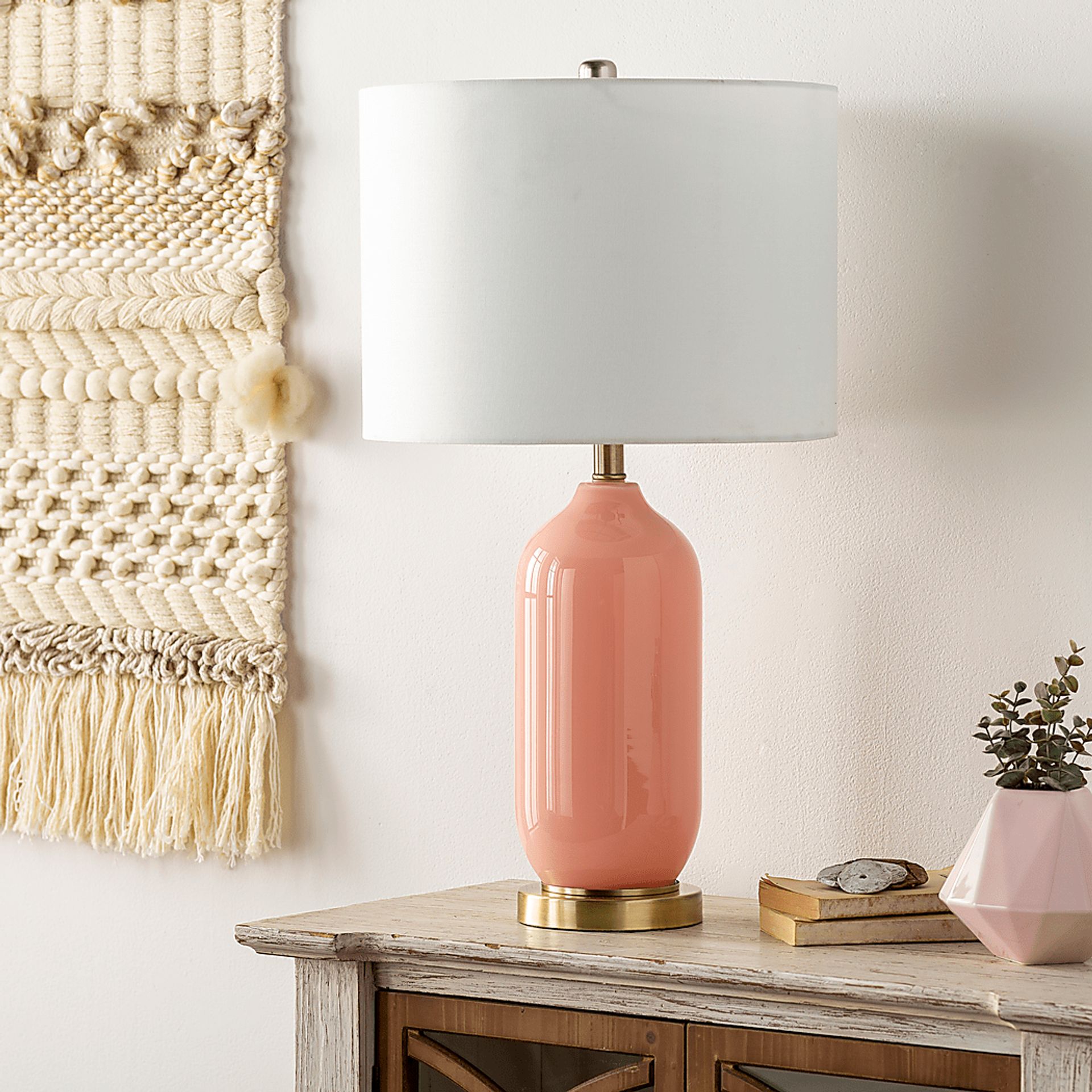 Delfield Alley Pink Lamp - Image 2