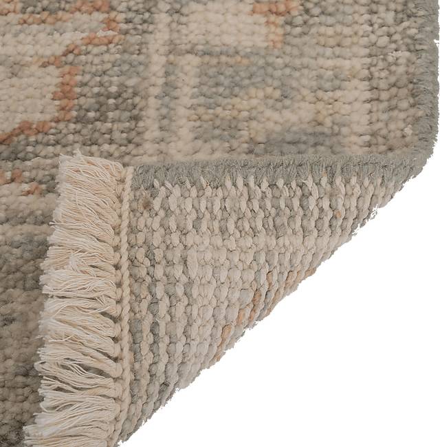 Delsonee Gray 5' x 8' Rug - Thumbnail - Image 4