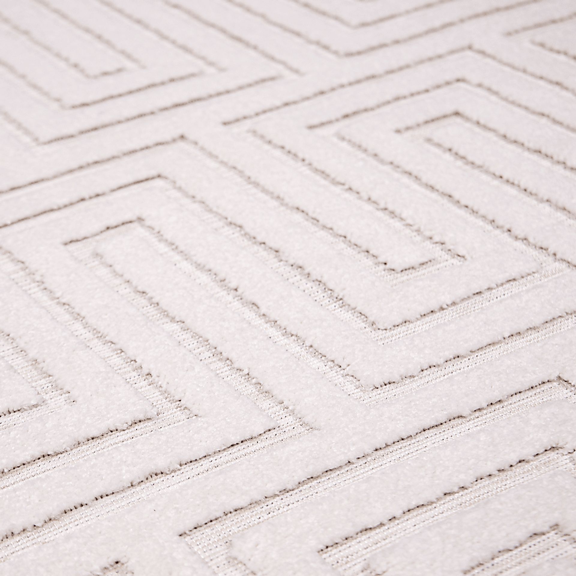Denbigh White 7'9 x 10'10 Rug - Image 6