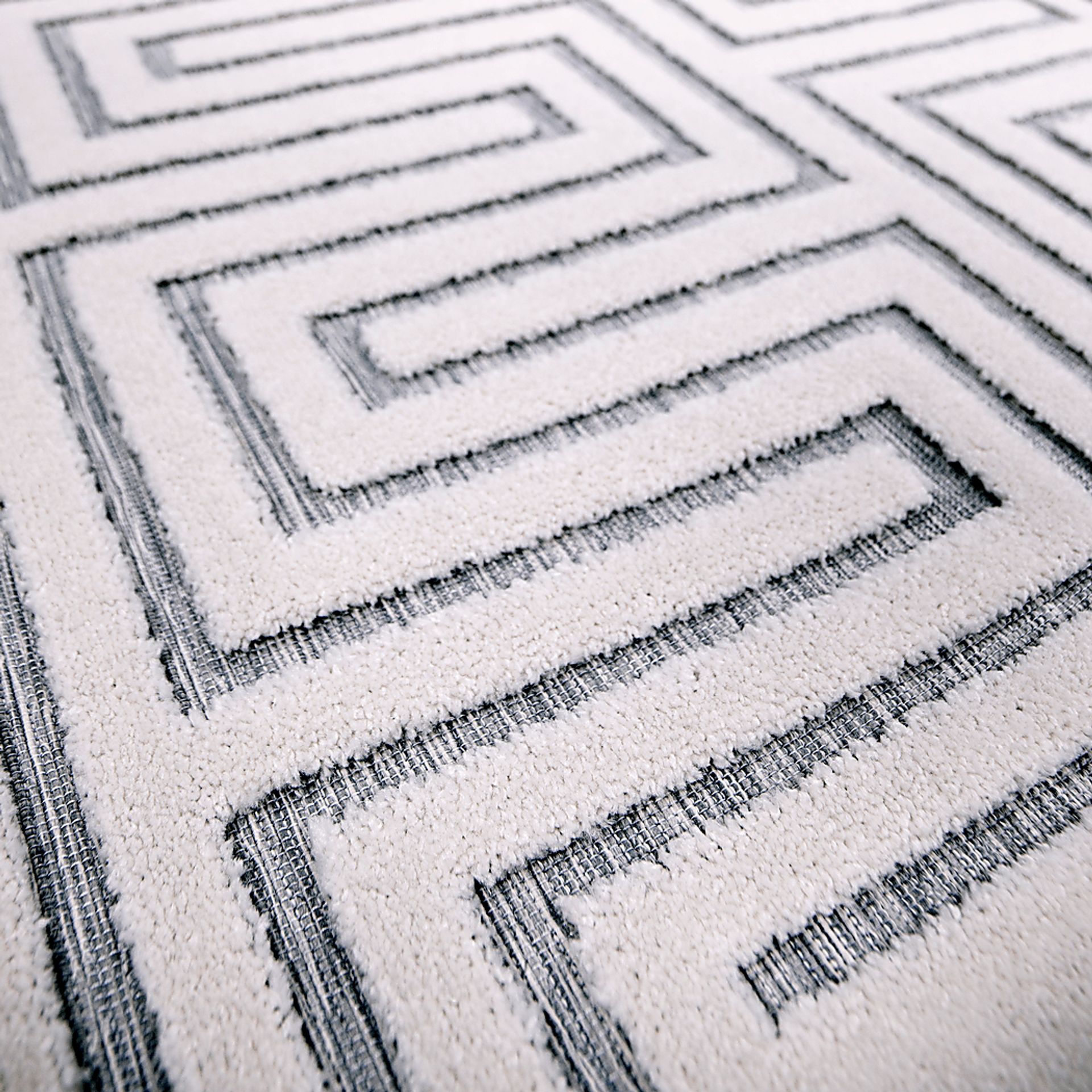 Denbigh White/Blue 5'2 x 7'6 Rug - Image 7