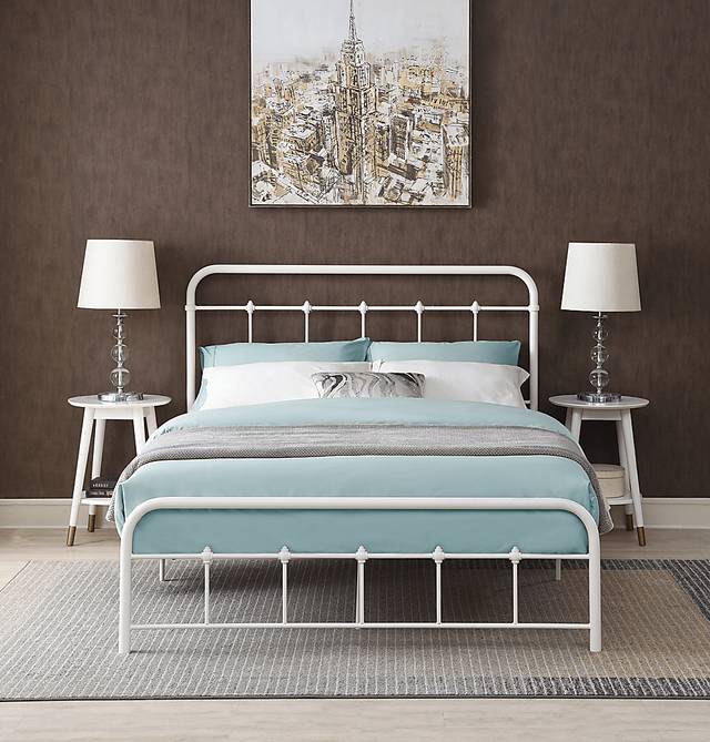 Derwood White Queen Bed - Thumbnail - Image 4