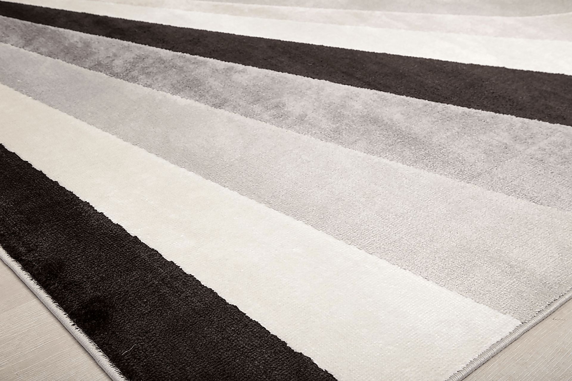 Desior Gray 8' x 10' Rug - Image 6