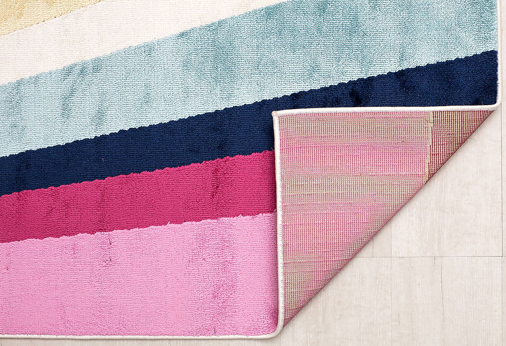 Desior Multi 5' x 7' Rug - Image 5