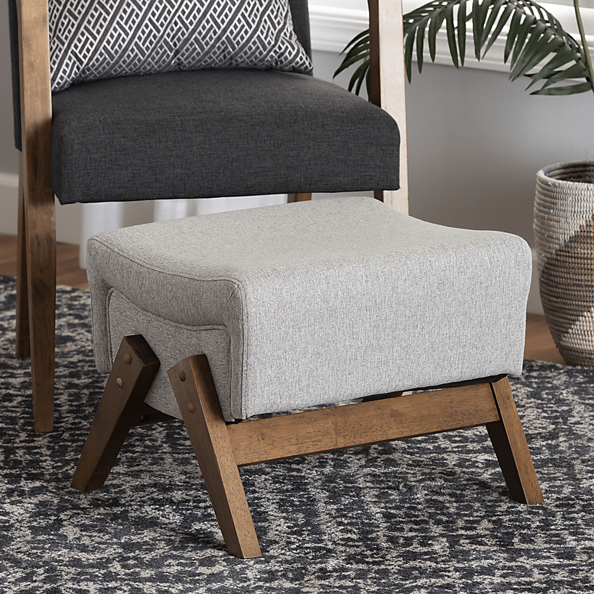 Detillion Light Gray Ottoman - Image 2