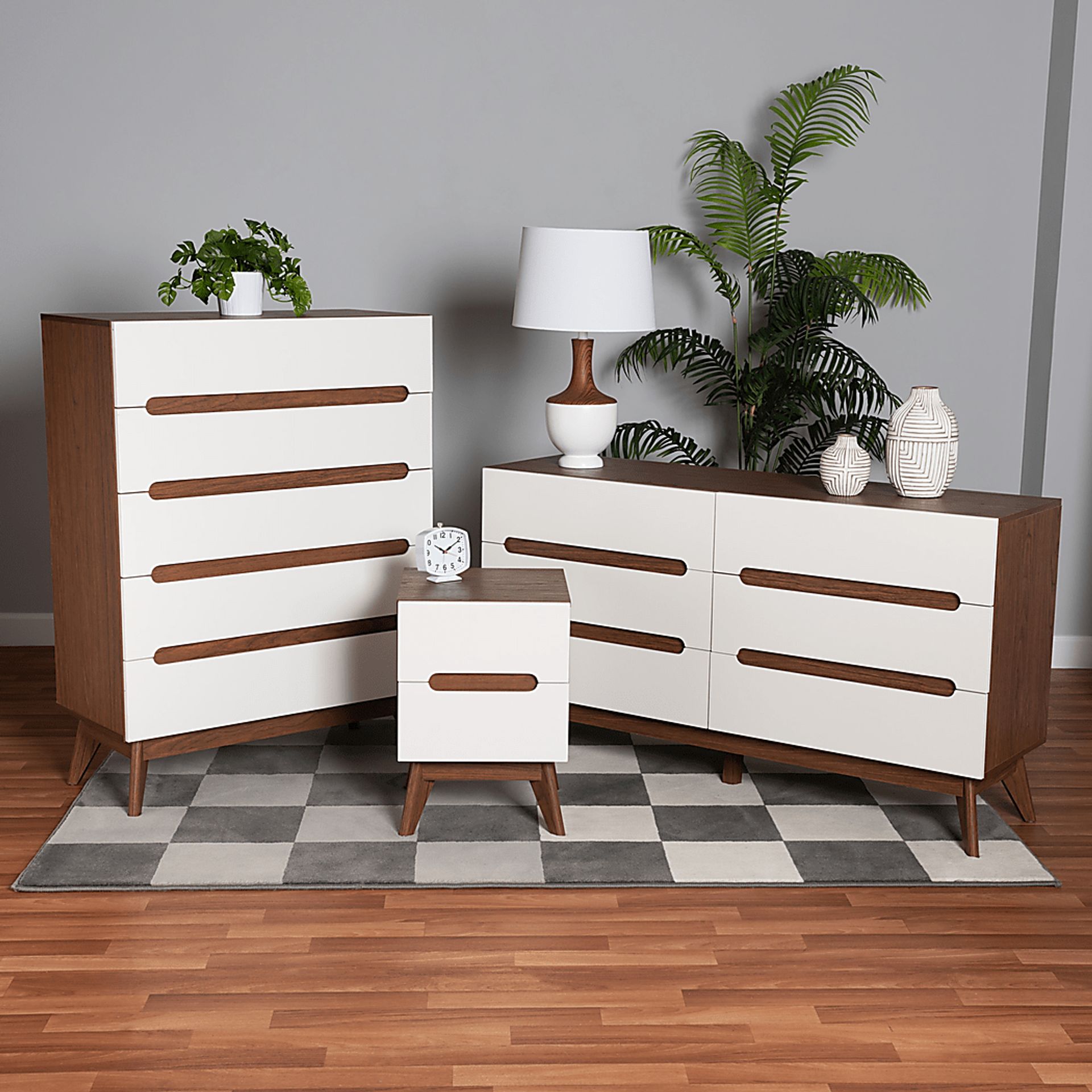 Detrie White 3 Pc Dresser Set - Image 3