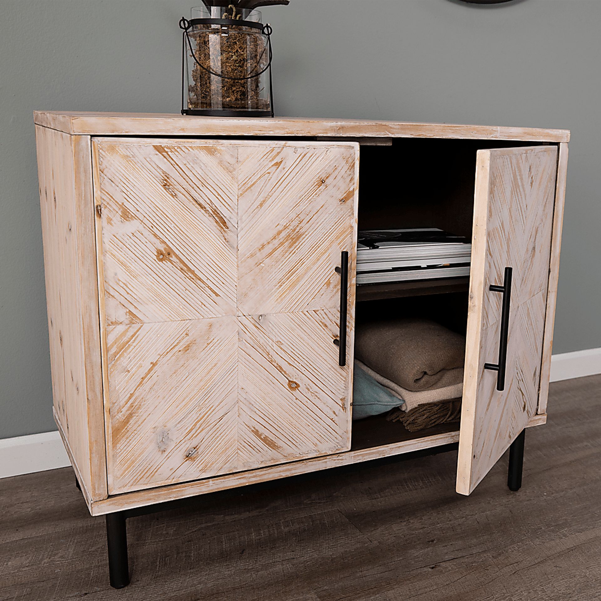 Dewanna Cream Accent Cabinet - Image 9