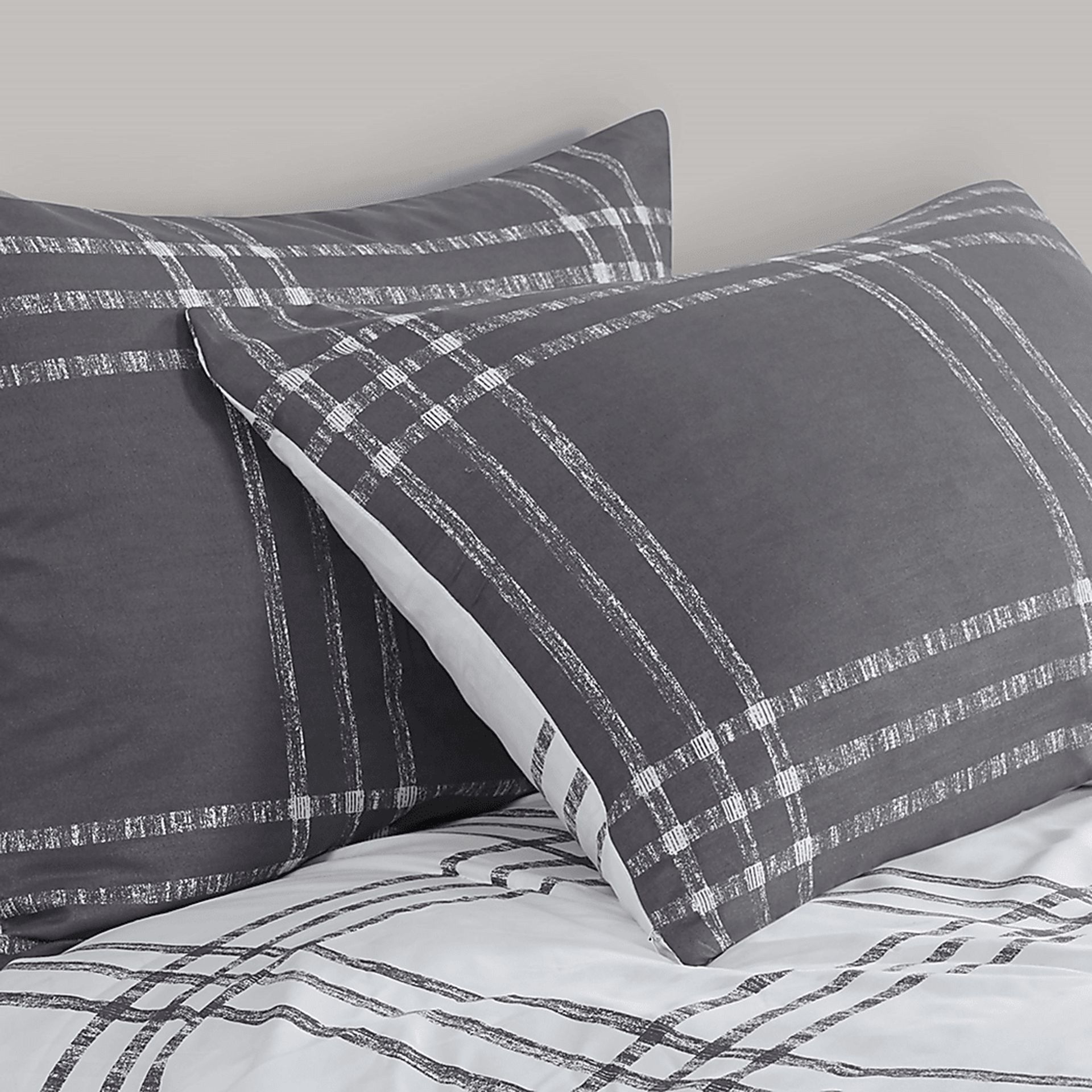 Kids Diabolo Gray Full Comforter Set - Image 9