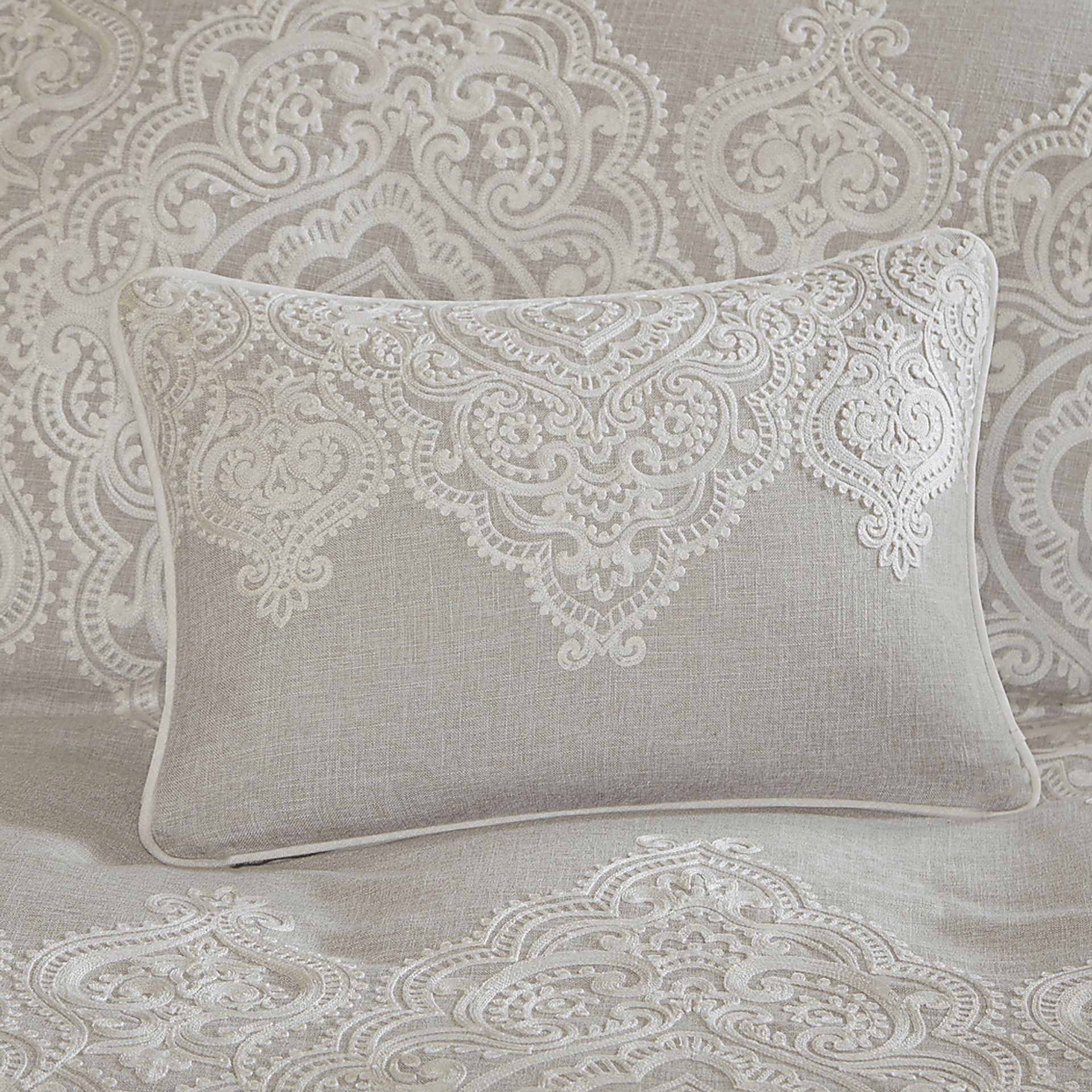 Diandra Natural 9 Pc King Comforter Set - Image 11