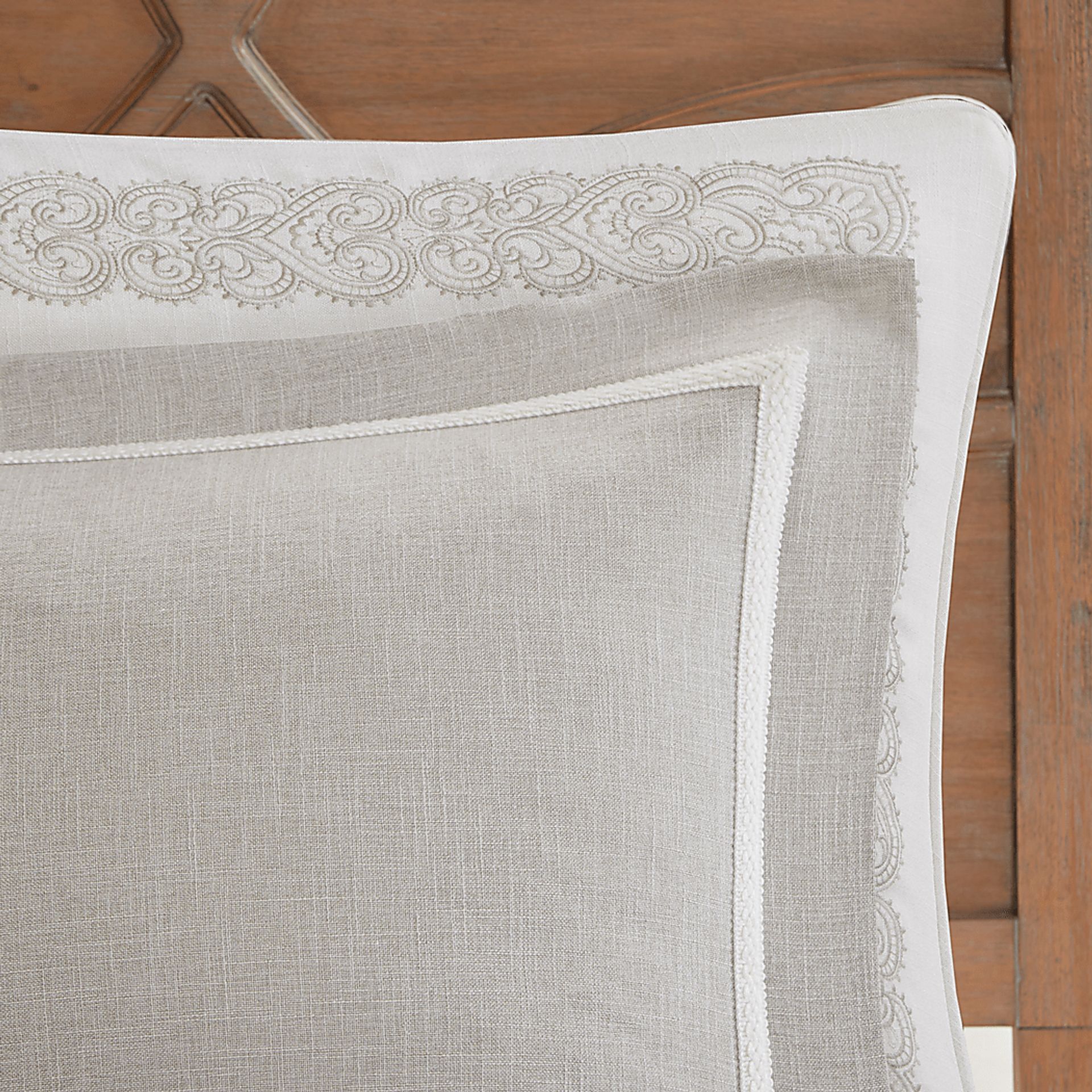Diandra Natural 9 Pc King Comforter Set - Image 4