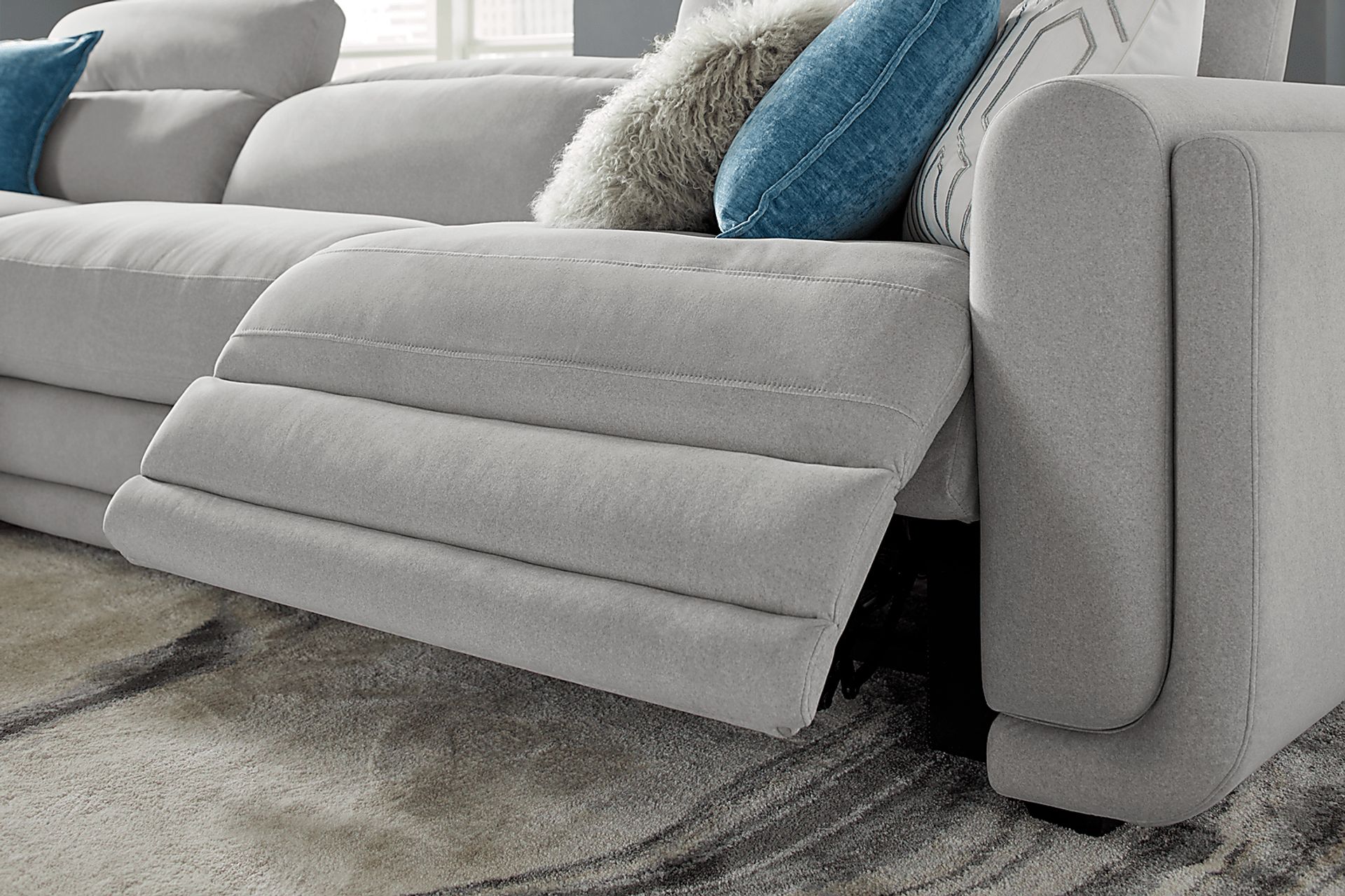 Dillon Smoke 3 Pc Dual Power Reclining Sectional - Image 7