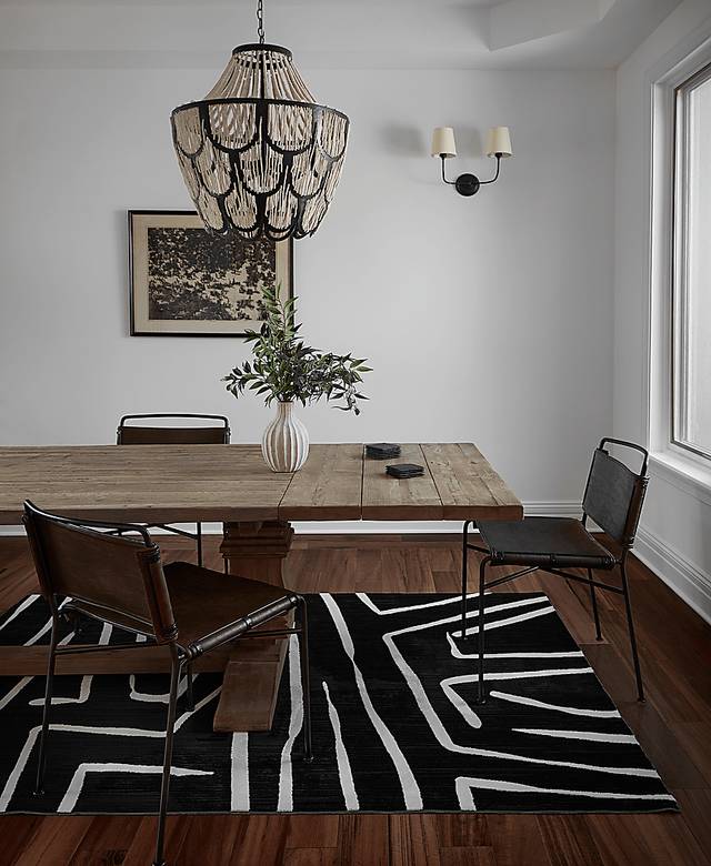 Dismon Black 5'3 x 7'6 Rug - Thumbnail - Image 2
