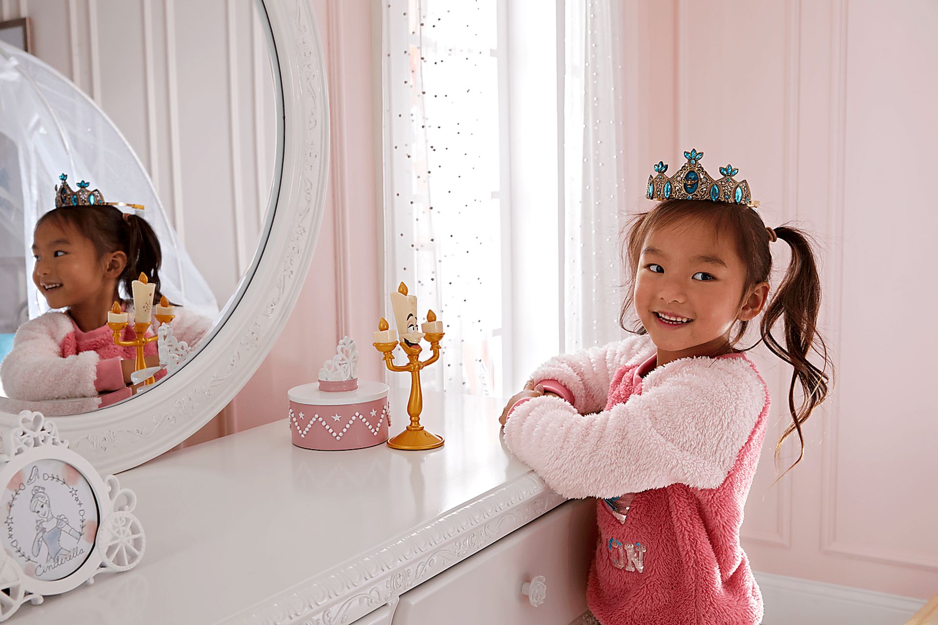 Disney Princess Dreamer White Dresser - Image 6