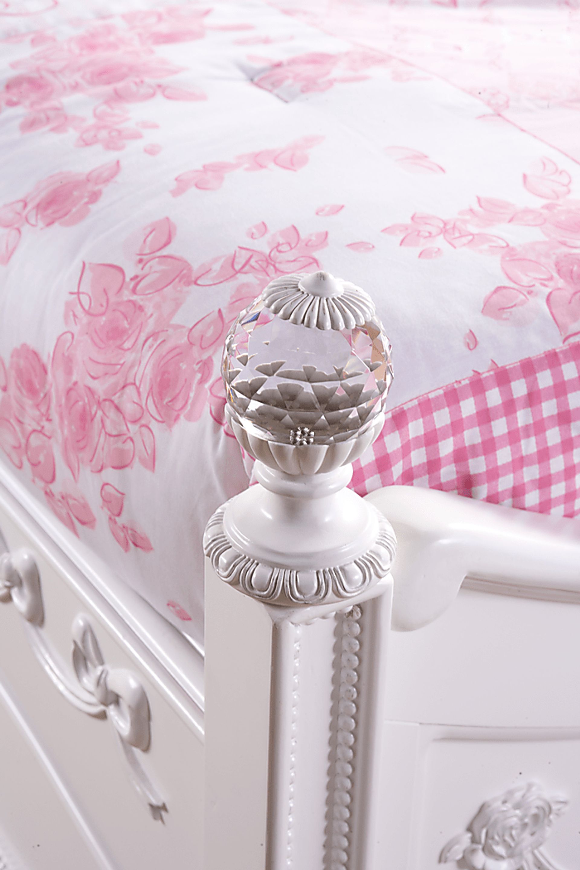 Disney Princess Fairytale White Twin Poster Bed - Image 5
