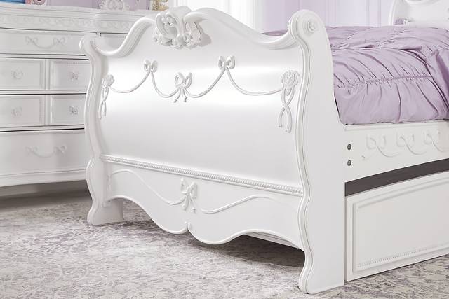 Disney Princess Fairytale White 4 Pc Full Sleigh Bed with Twin Storage Trundle - Thumbnail - Image 3