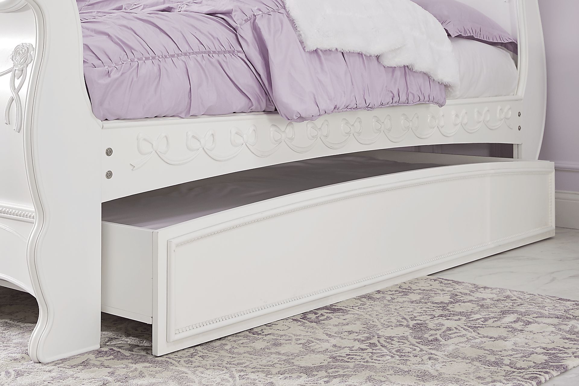 Disney Princess Fairytale White 4 Pc Full Sleigh Bed with Twin Storage Trundle - Image 4