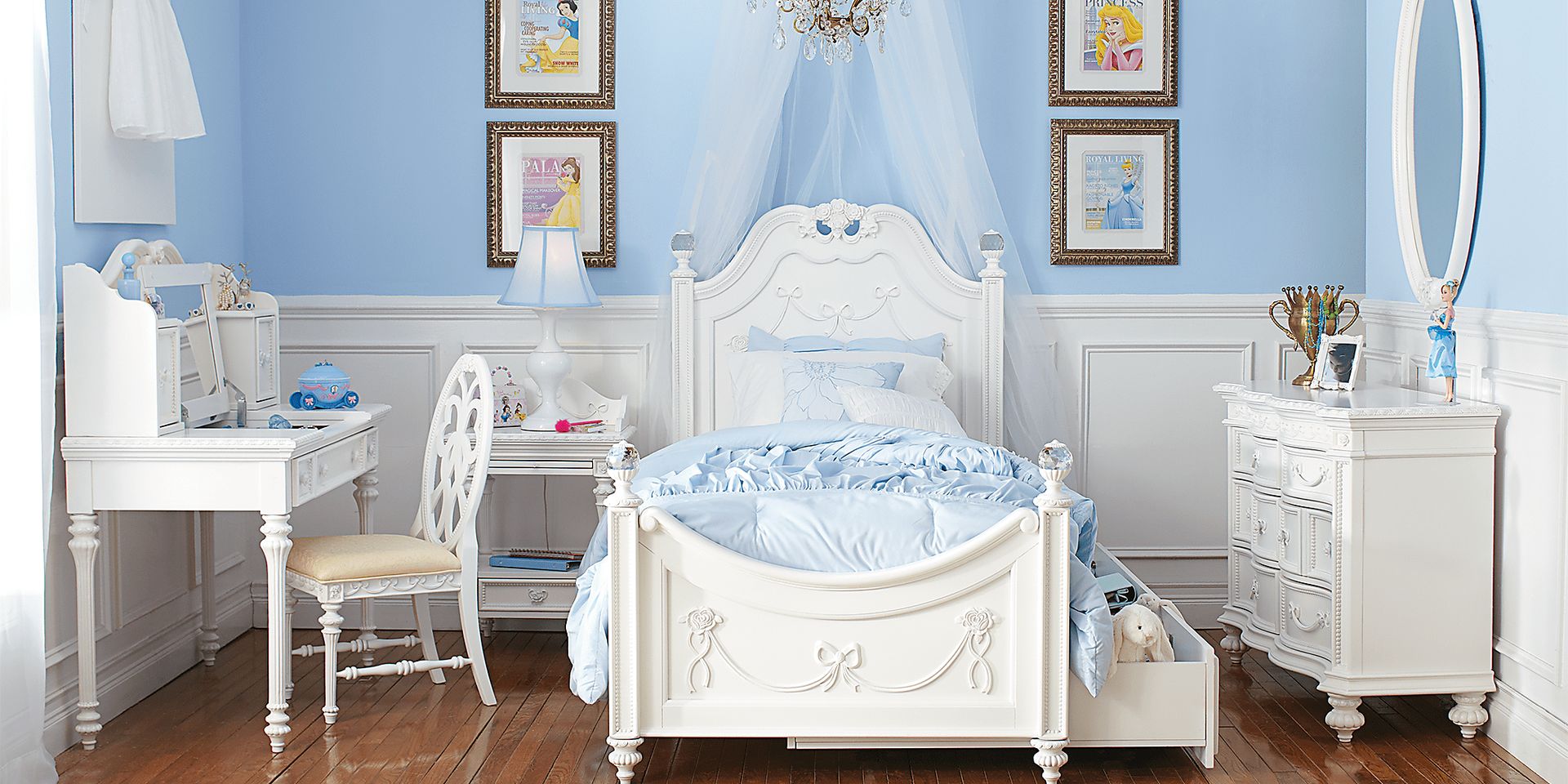 Disney Princess Fairytale White Full Poster Bed - Image 2