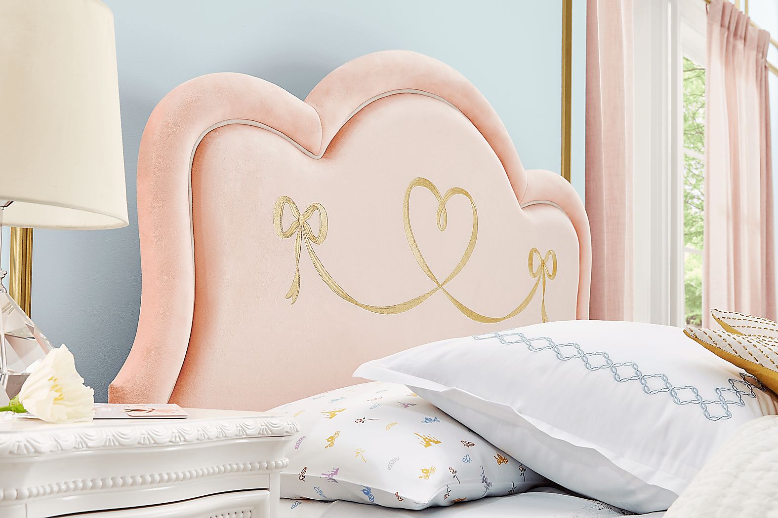 Disney Princess Twin Upholstered Bed - Thumbnail 5