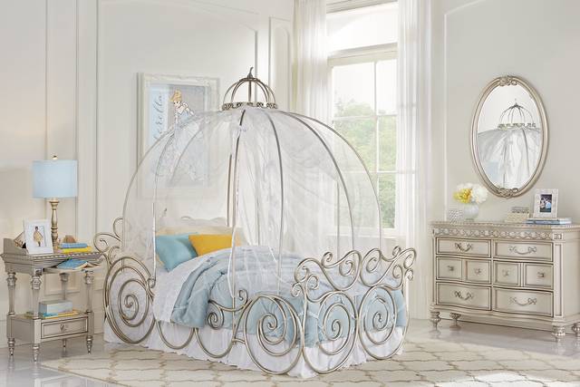 Disney Princess Silver 6 Pc Twin Carriage Bedroom - Thumbnail - Image 1