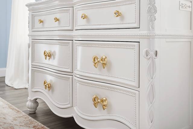Disney Princess Sparkle White Twin Castle Bedroom - Thumbnail - Image 13