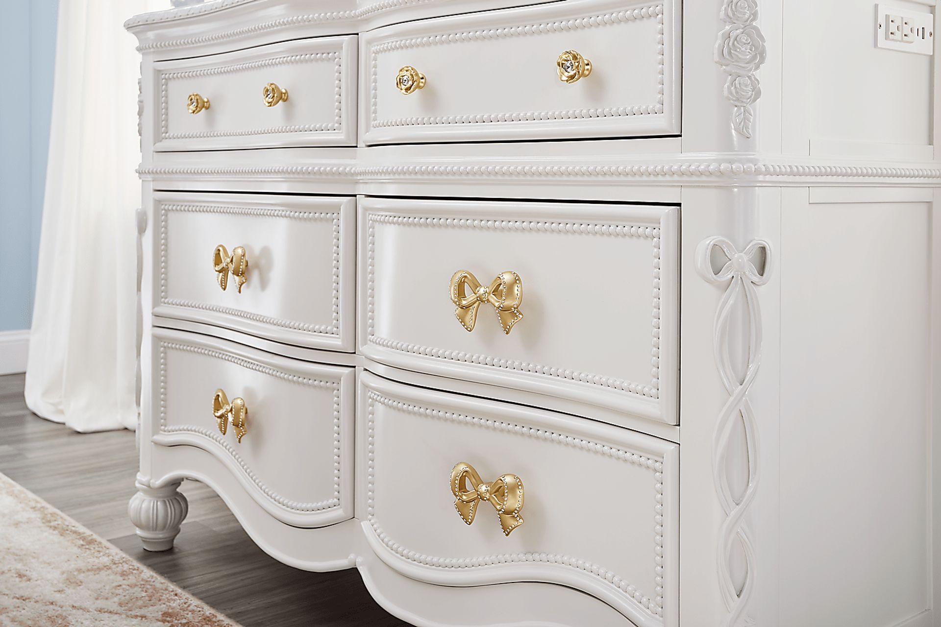 Disney Princess Sparkle White 6 Drawer Dresser - Image 8