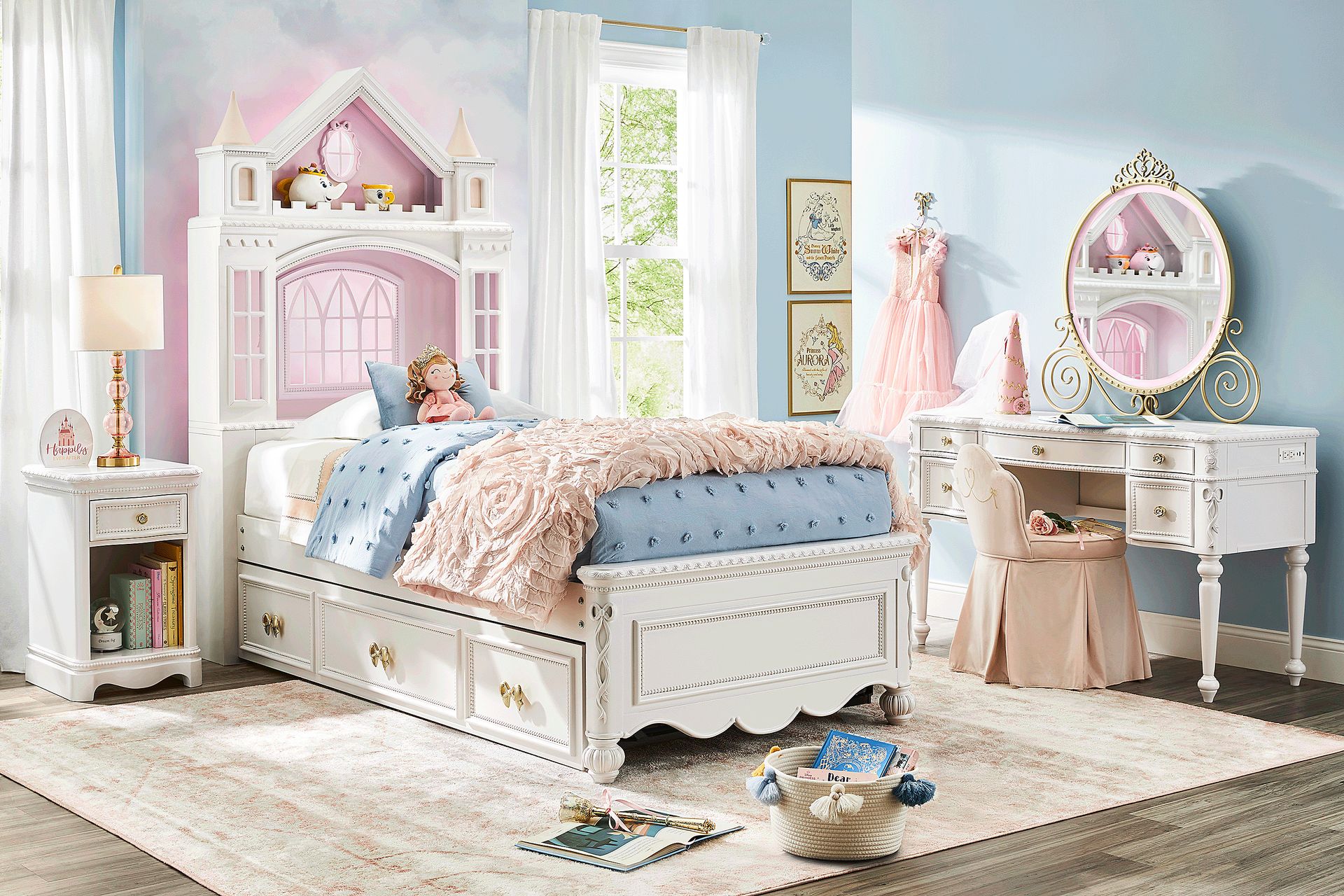 Disney Princess Sparkle White Twin Castle Bedroom - Image 4