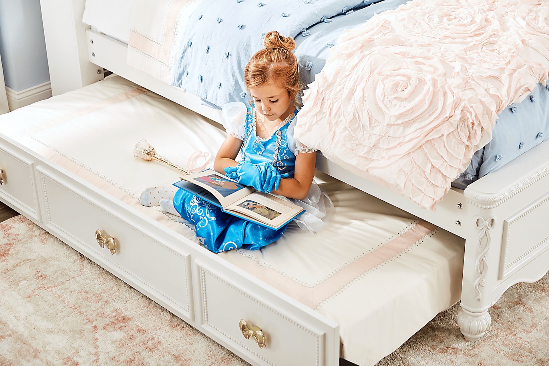 Disney Princess Sparkle White Twin Roll Out Trundle - Image 4