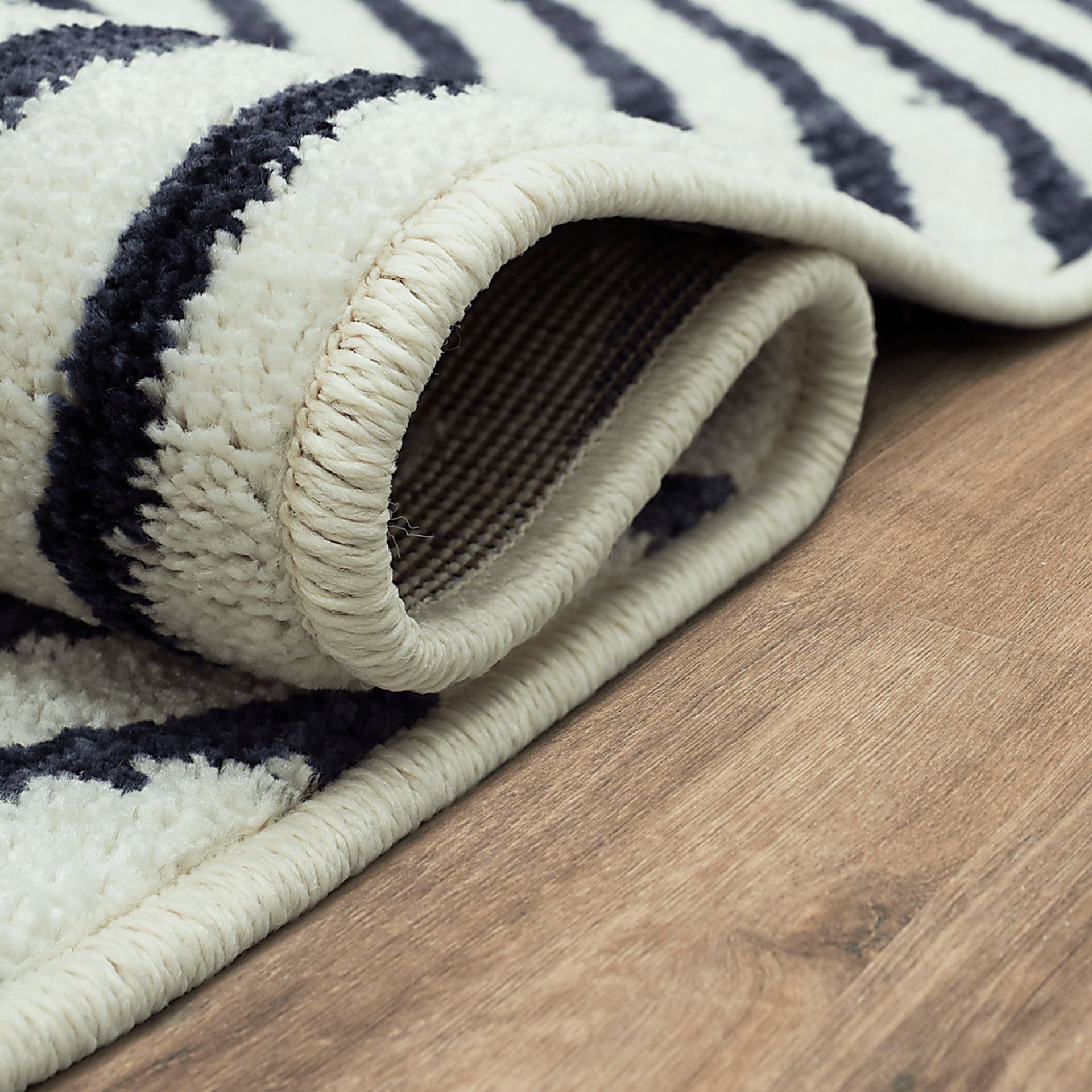 Disney's Mickey Echo Blue 3'6 x 5' Rug - Image 7