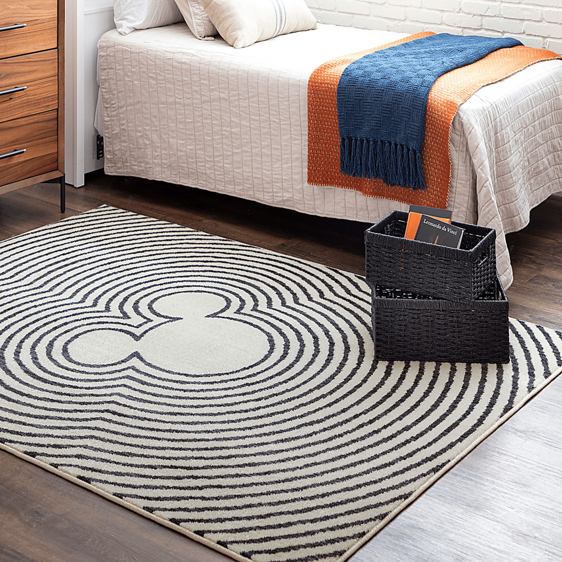 Disney's Mickey Echo Blue 3'6 x 5' Rug - Image 9