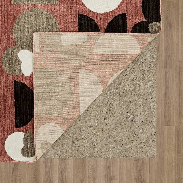 Disney's Minnie Mid-Mod Pink 8' x 10' Rug - Thumbnail - Image 4