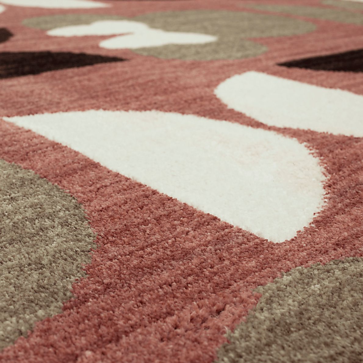 Disney's Minnie Mid-Mod Pink 8' x 10' Rug