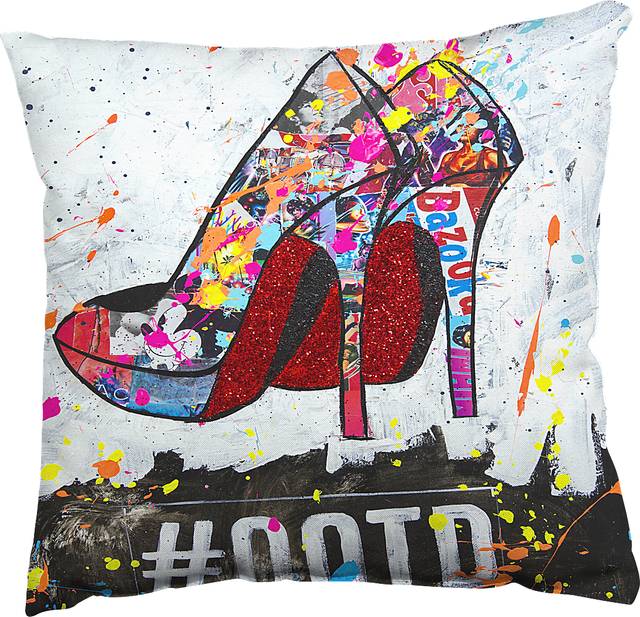Diva Life Multi Accent Pillow - Thumbnail - Image 1